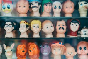 Az introvertált és az extrovertált személyiségjegyek – ezekben különböznek