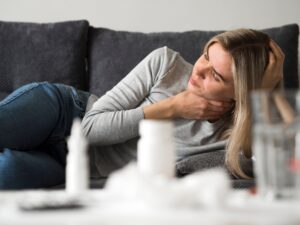 Torokfájás ellen egyszerű tippekkel is tehetünk.